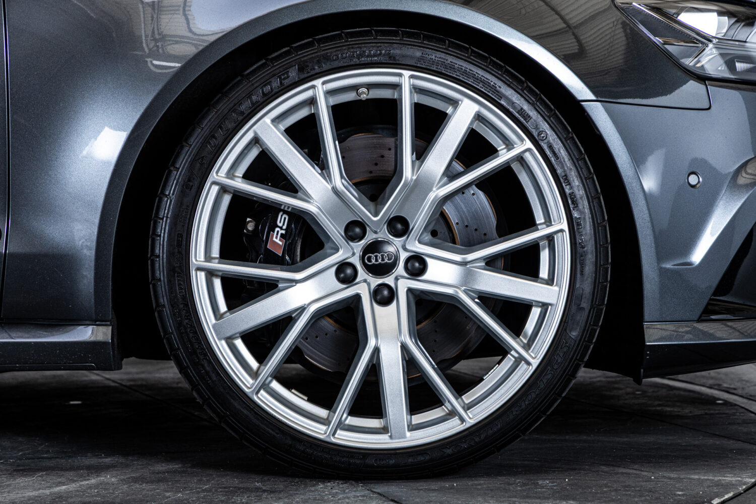 RS6アバント ベースグレード 4WD