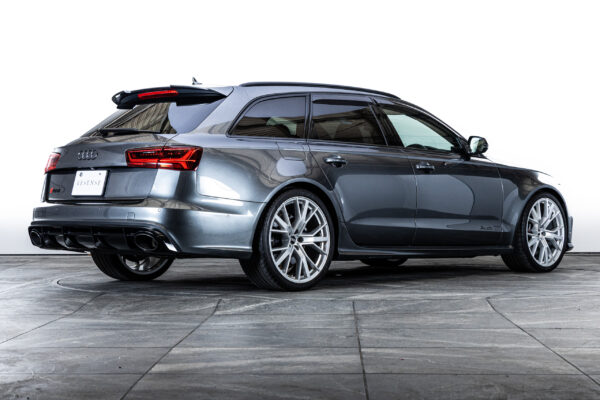 RS6アバント ベースグレード 4WD