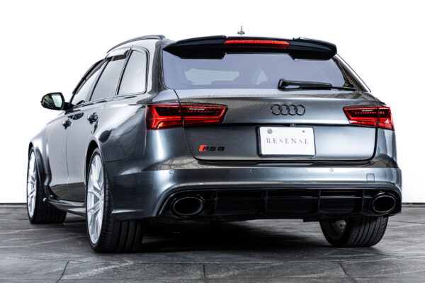 RS6アバント ベースグレード 4WD
