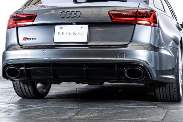 RS6アバント ベースグレード 4WD