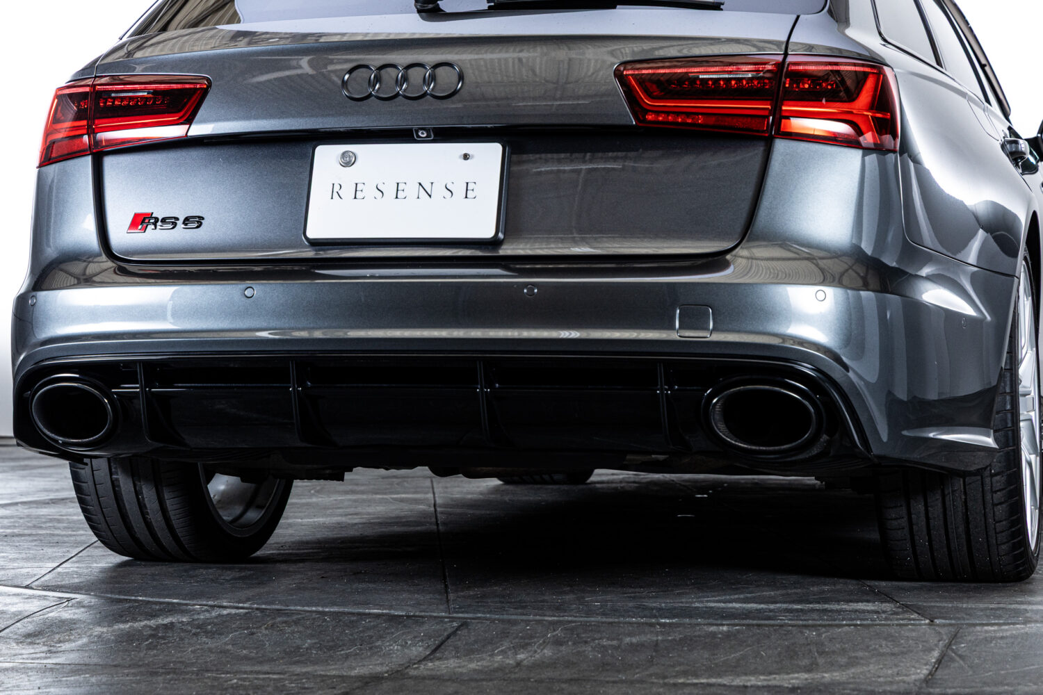 RS6アバント ベースグレード 4WD