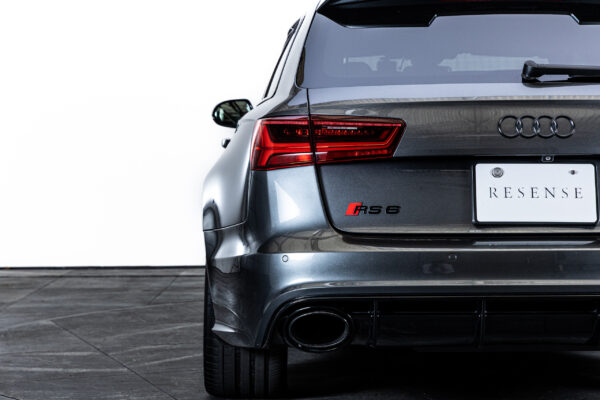 RS6アバント ベースグレード 4WD