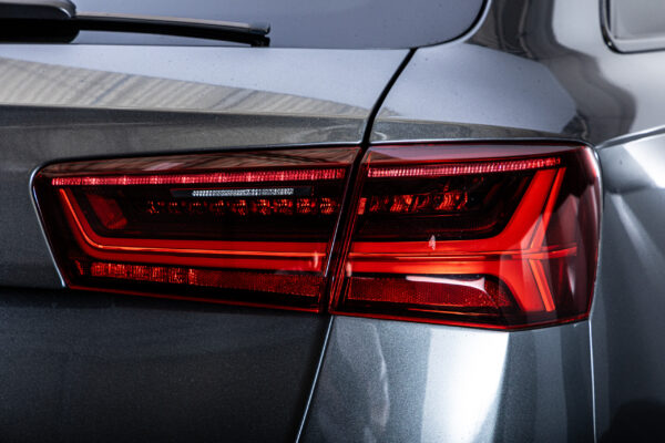 RS6アバント ベースグレード 4WD