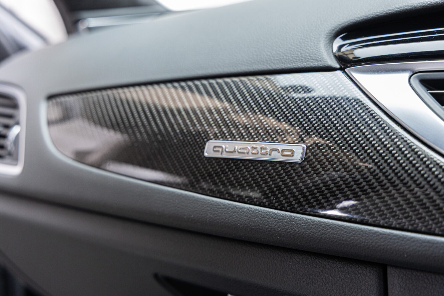 RS6アバント ベースグレード 4WD