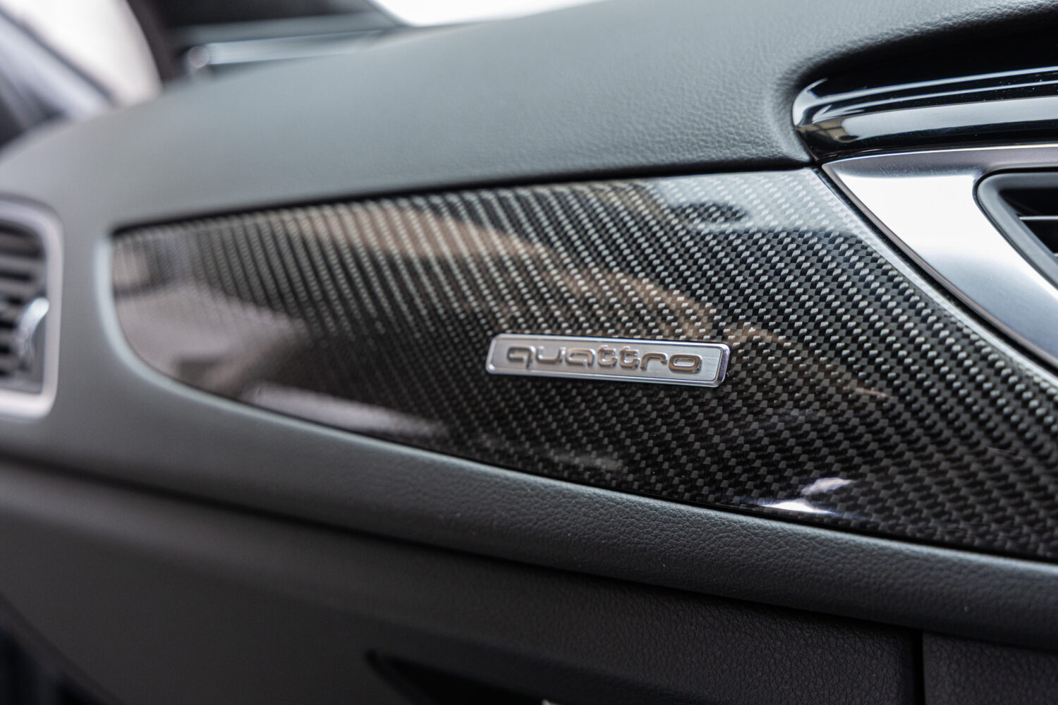 RS6アバント ベースグレード 4WD