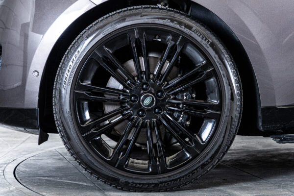 レンジローバー オートバイオグラフィ3.0L D300 SWB 4WD