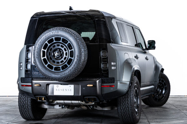 ディフェンダー110オクタ エディション ワン 4.4L P635 4WD