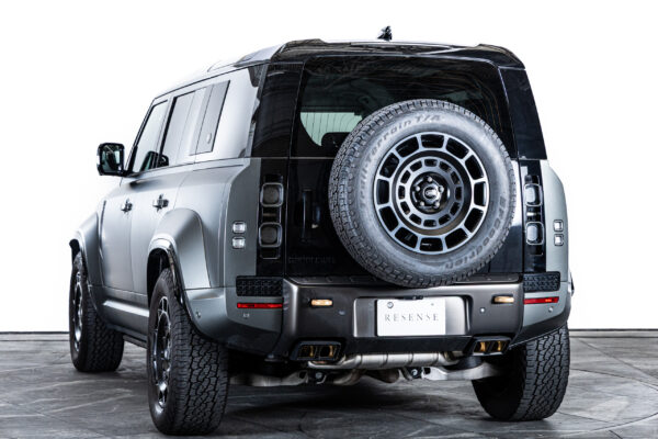 ディフェンダー110オクタ エディション ワン 4.4L P635 4WD