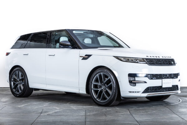 レンジローバースポーツ ダイナミックHSE 3.0L D300 4WD