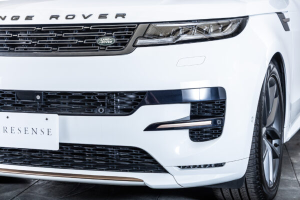 レンジローバースポーツ ダイナミックHSE 3.0L D300 4WD