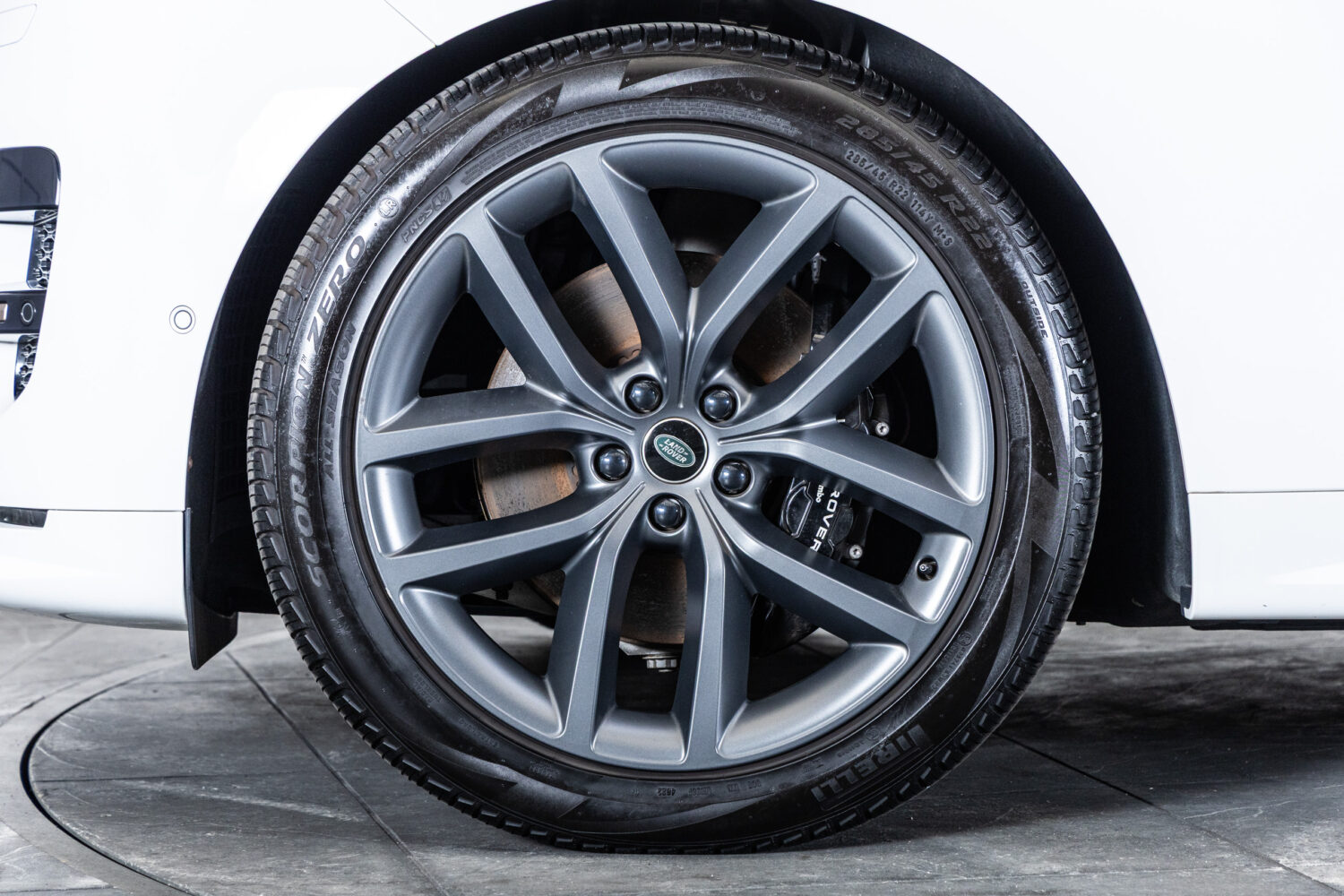 レンジローバースポーツ ダイナミックHSE 3.0L D300 4WD