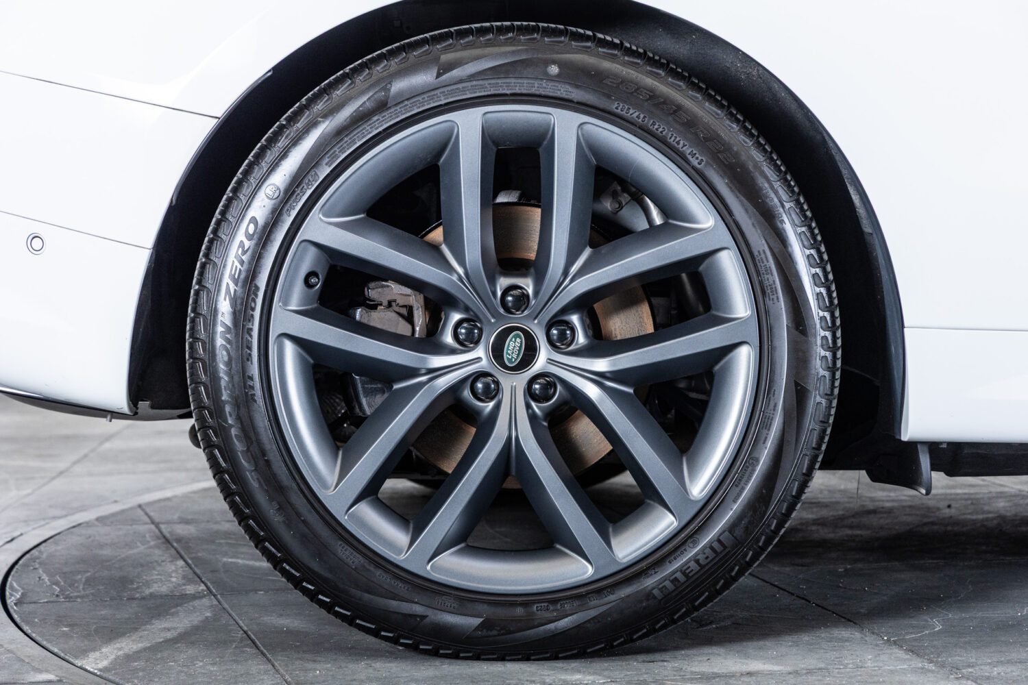 レンジローバースポーツ ダイナミックHSE 3.0L D300 4WD