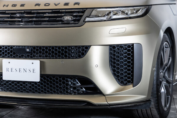 レンジローバースポーツ SVエディションワン 4.4L P635 4WD