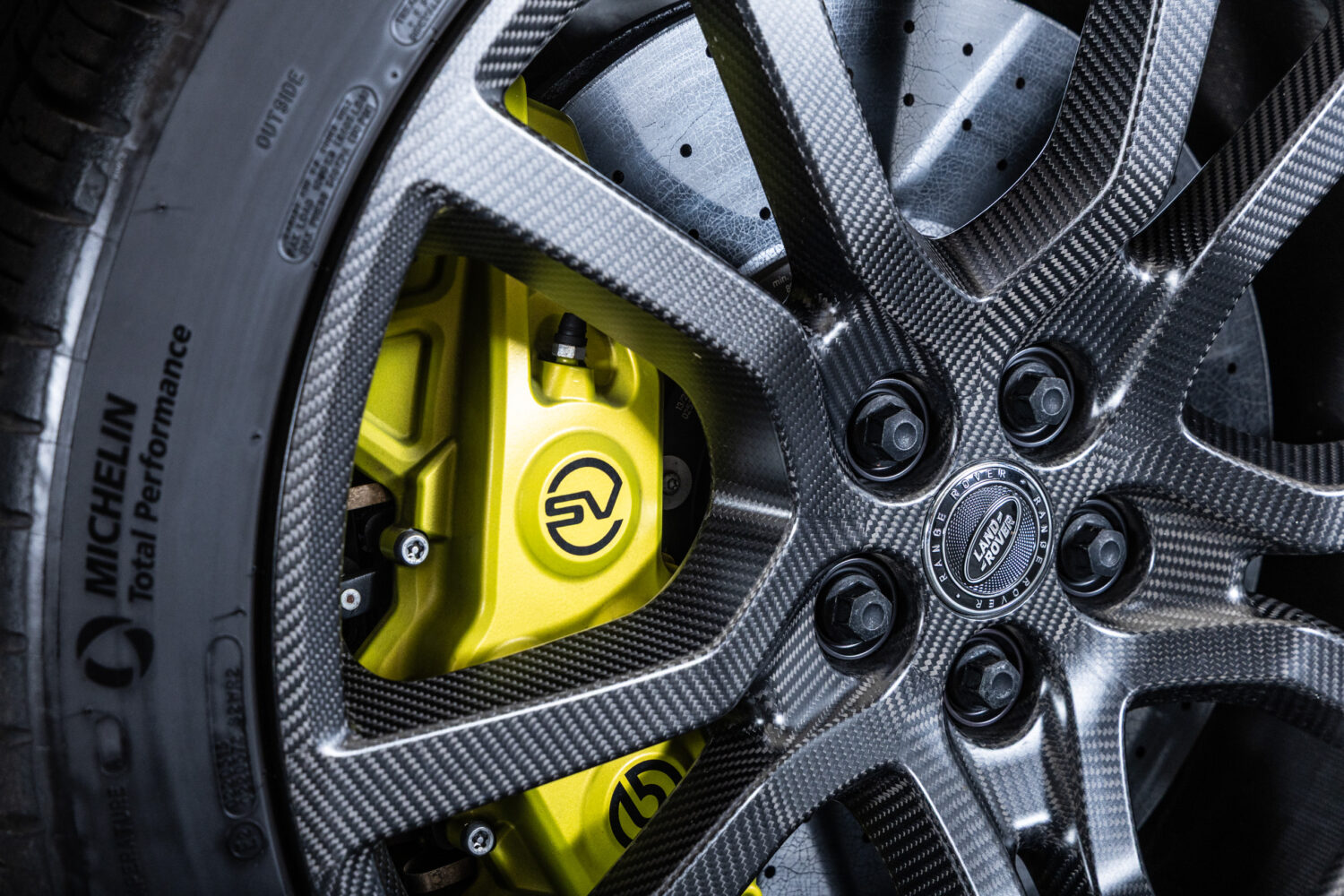 レンジローバースポーツ SVエディションワン 4.4L P635 4WD
