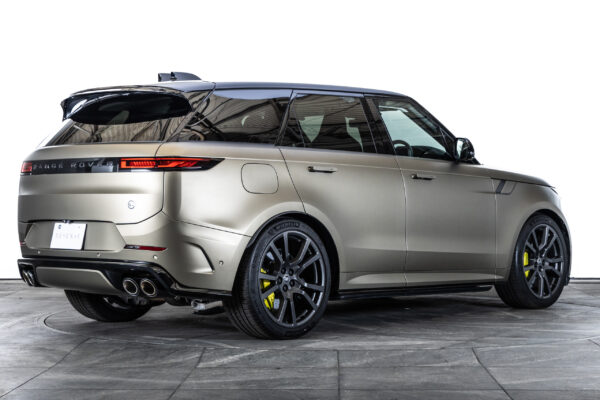 レンジローバースポーツ SVエディションワン 4.4L P635 4WD