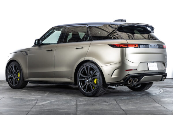 レンジローバースポーツ SVエディションワン 4.4L P635 4WD