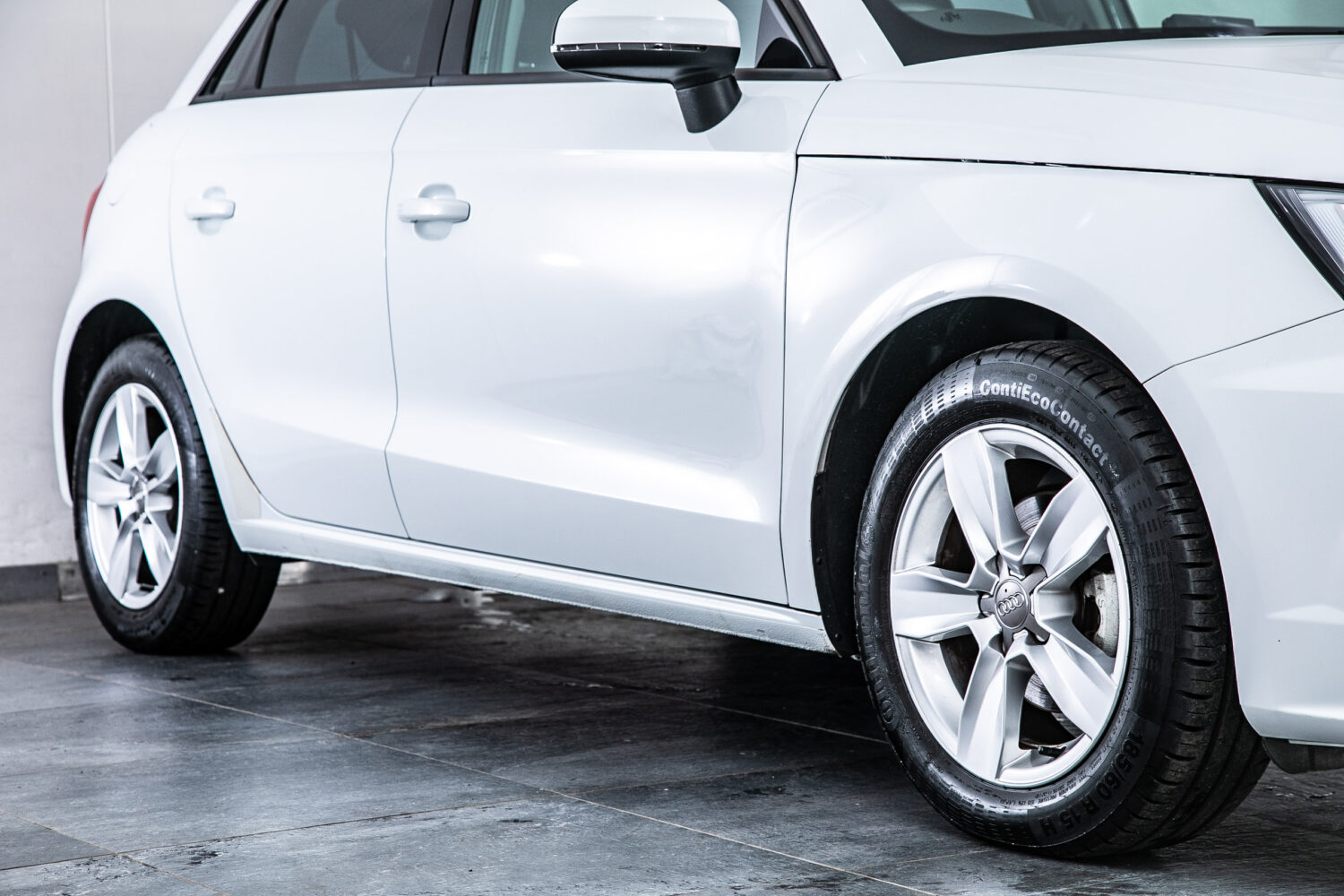 A1スポーツバック 1.0TFSI