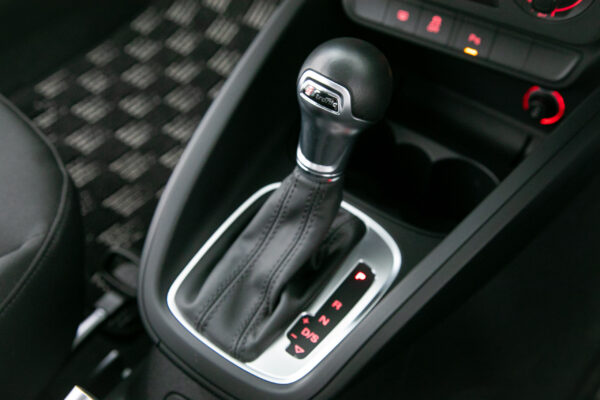 A1スポーツバック 1.0TFSI