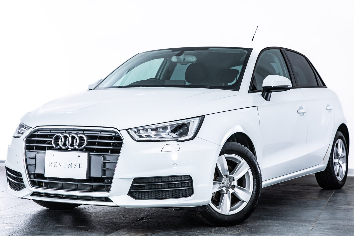 A1スポーツバック 1.0TFSI