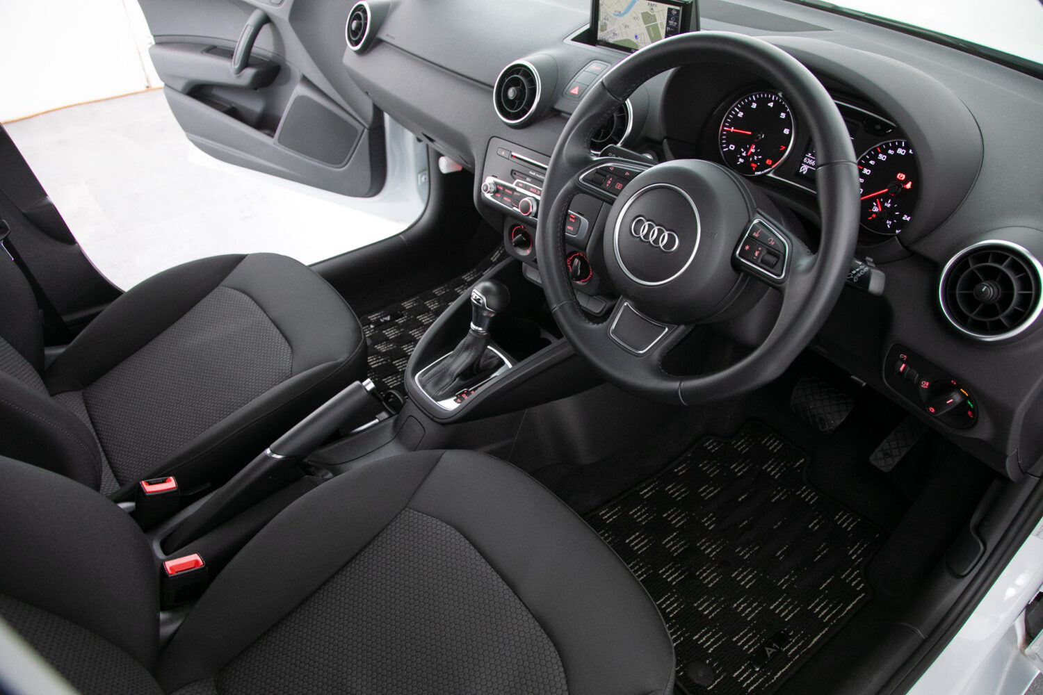 A1スポーツバック 1.0TFSI