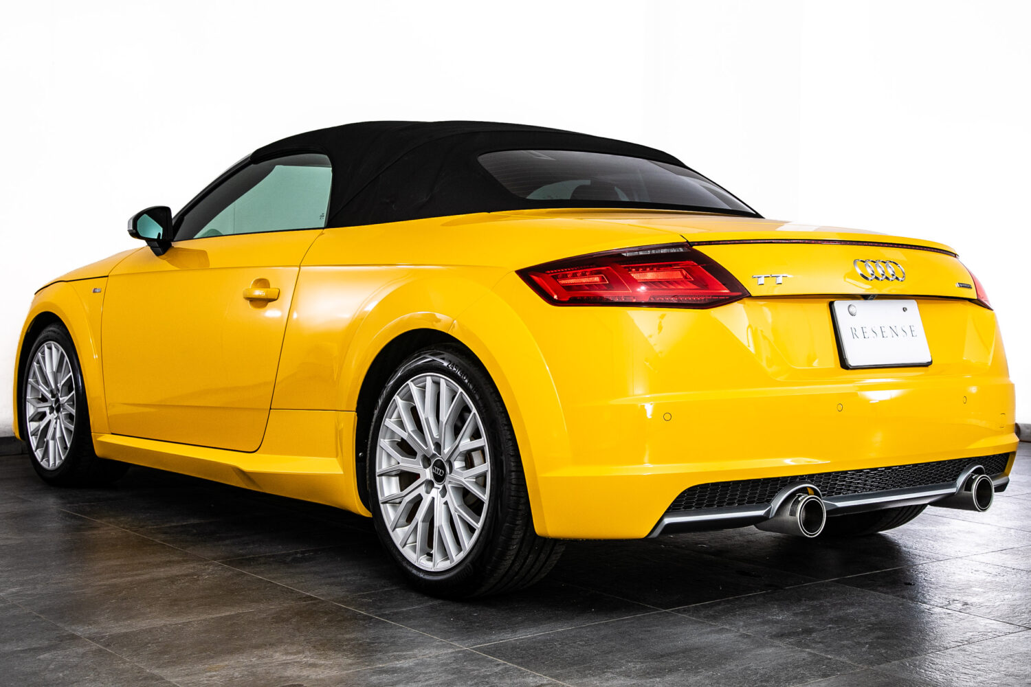 TTロードスター 2.0 TFSI クワトロ SラインPKG 4WD