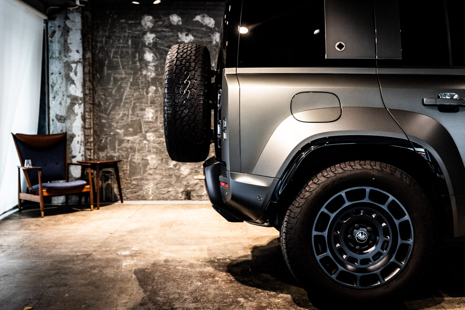 ディフェンダー110オクタ エディション ワン 4.4L P635 4WD