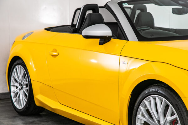 TTロードスター 2.0 TFSI クワトロ SラインPKG 4WD