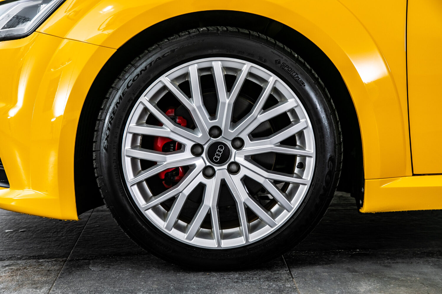 TTロードスター 2.0 TFSI クワトロ SラインPKG 4WD