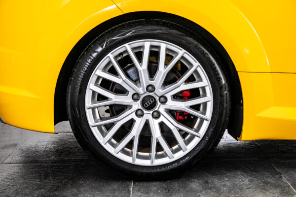 TTロードスター 2.0 TFSI クワトロ SラインPKG 4WD