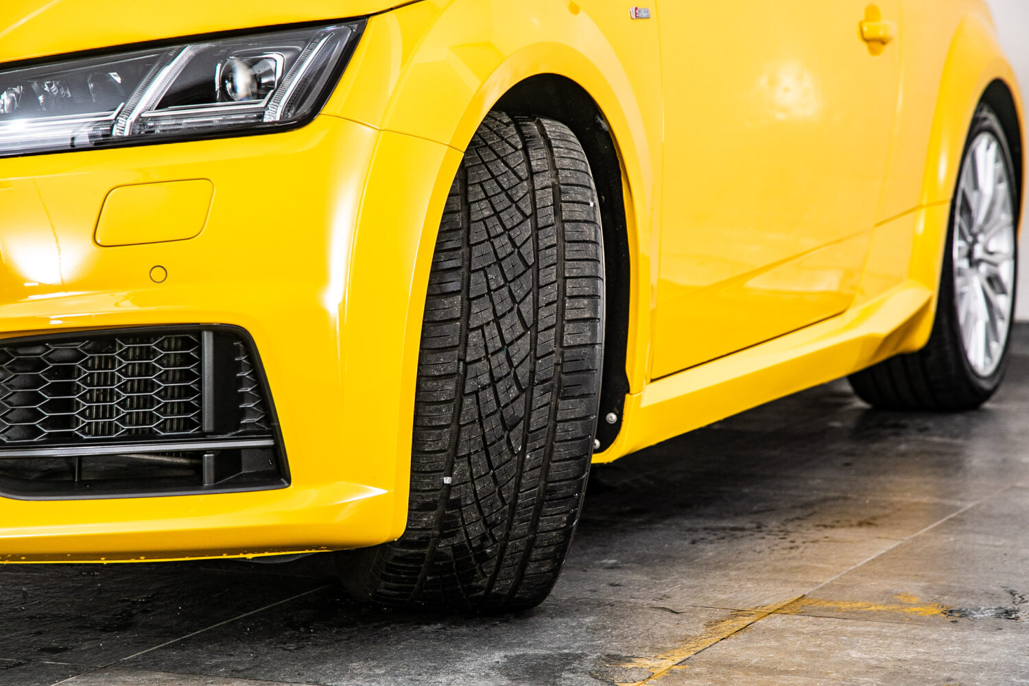 TTロードスター 2.0 TFSI クワトロ SラインPKG 4WD