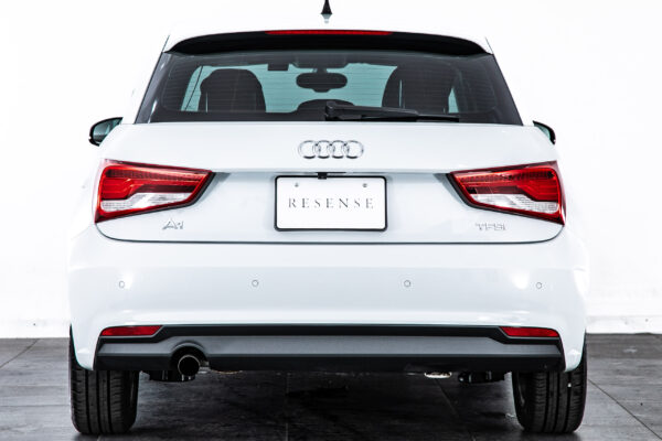 A1スポーツバック 1.0TFSI