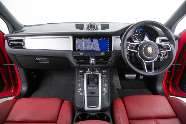マカン GTS PDK 4WD