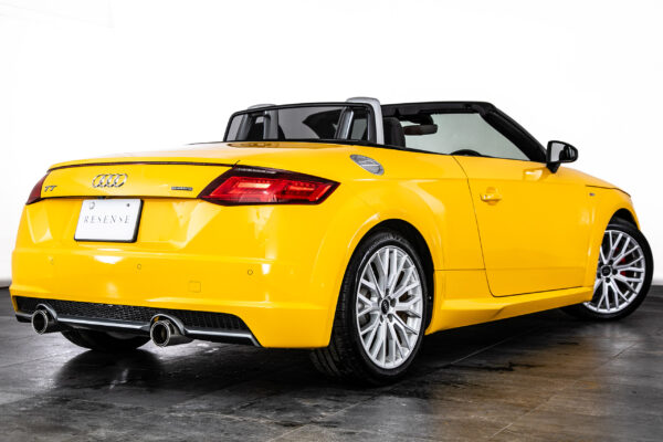 TTロードスター 2.0 TFSI クワトロ SラインPKG 4WD