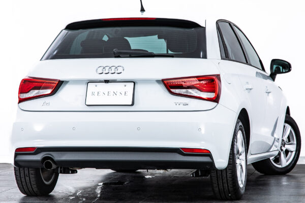A1スポーツバック 1.0TFSI