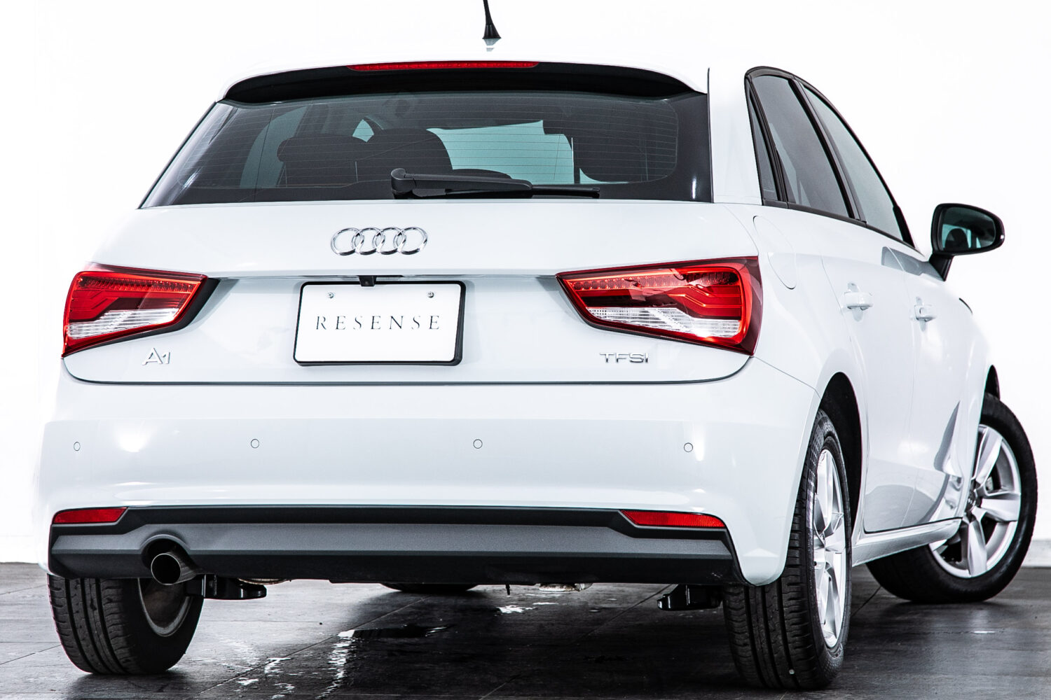 A1スポーツバック 1.0TFSI