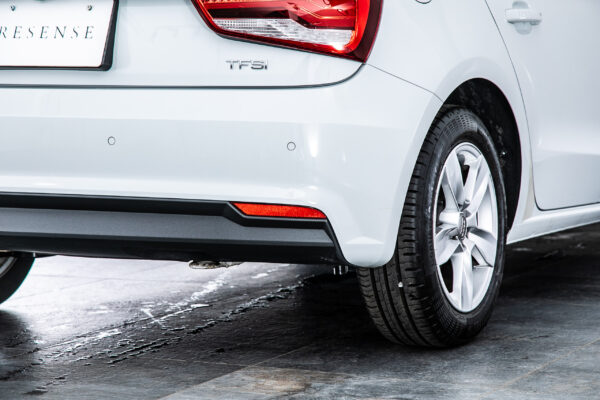 A1スポーツバック 1.0TFSI
