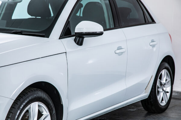 A1スポーツバック 1.0TFSI