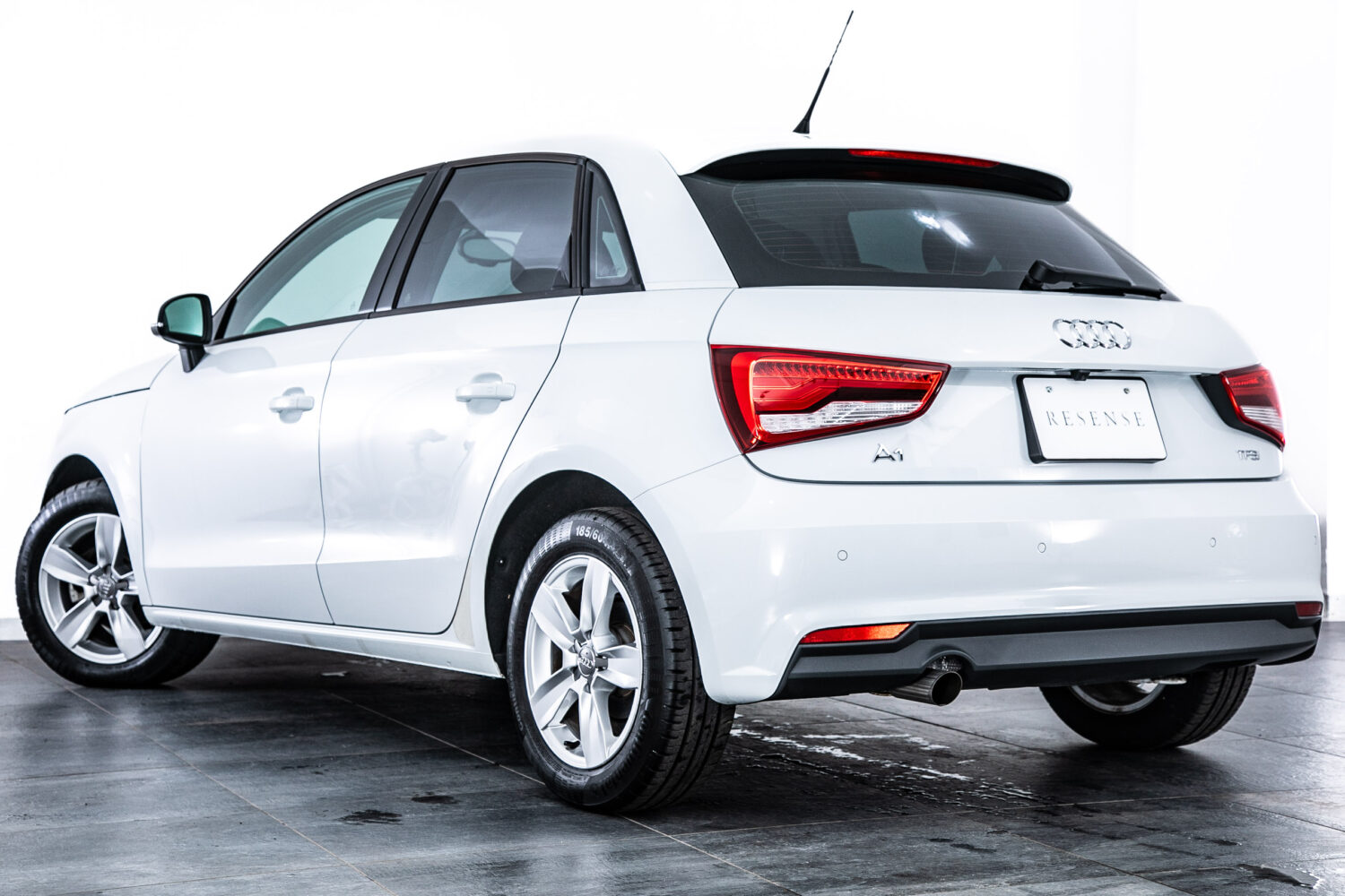 A1スポーツバック 1.0TFSI
