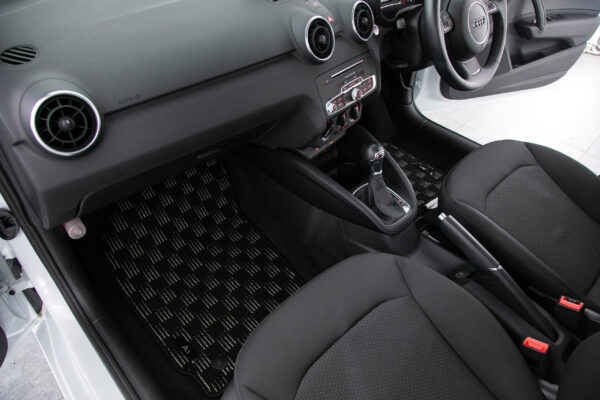 A1スポーツバック 1.0TFSI