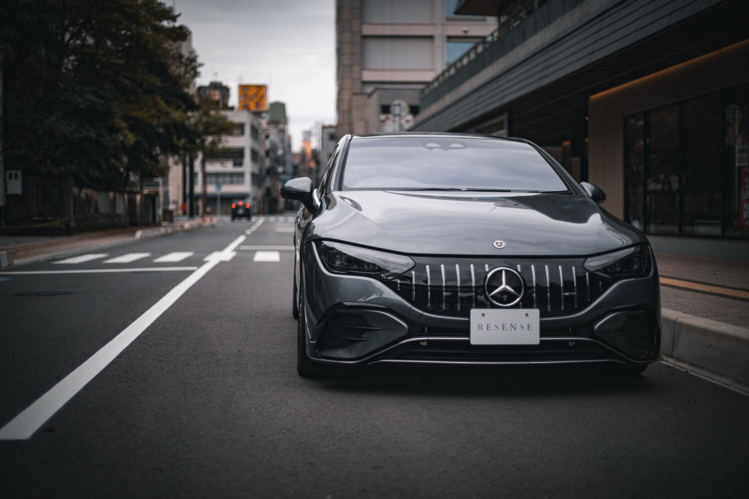メルセデスAMG・EQE53(2023)未来のセダン、未来のAMG
