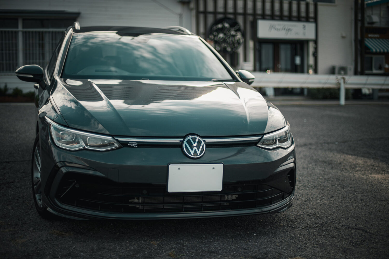 フォルクスワーゲン・ゴルフヴァリアント TDI Rライン(2023)この組み合わせ、本命かも