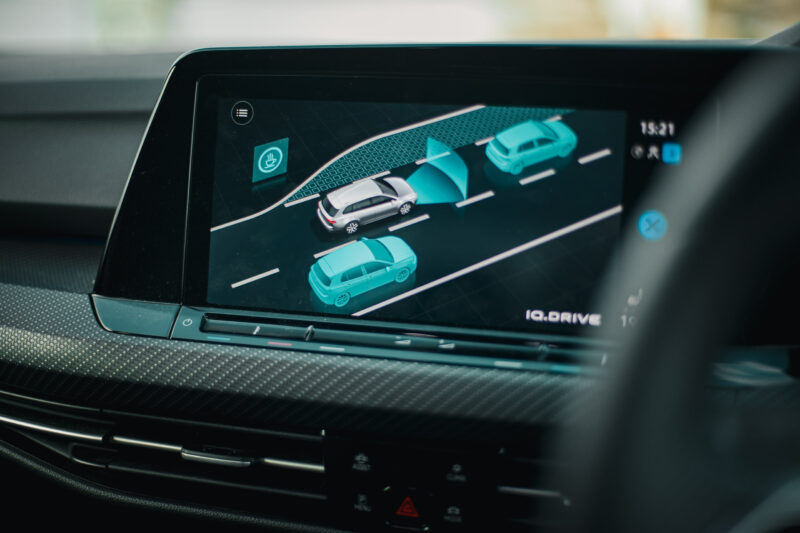 フォルクスワーゲン・ゴルフヴァリアント TDI Rライン（2023）この組み合わせ、本命かも