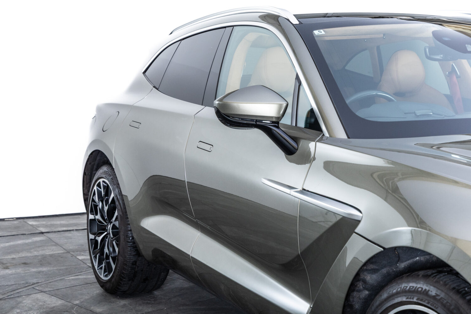 DBX 4.0 4WD