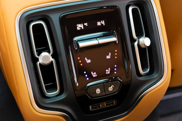 DBX 4.0 4WD