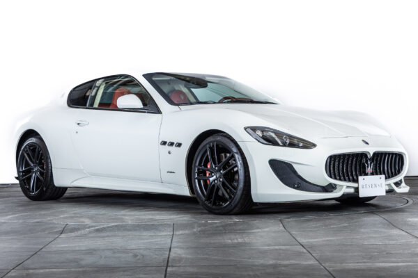 グラントゥーリズモ スポーツMC Autoシフト左H