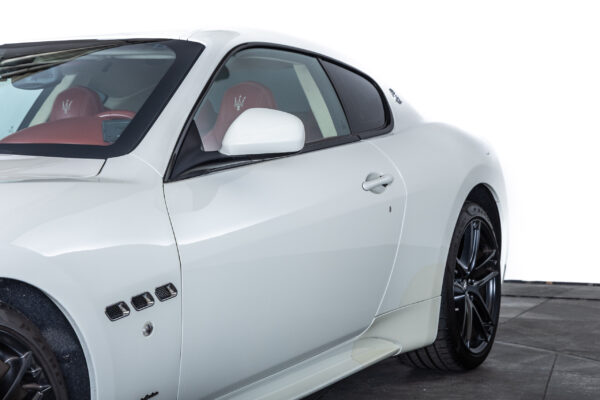 グラントゥーリズモ スポーツMC Autoシフト左H
