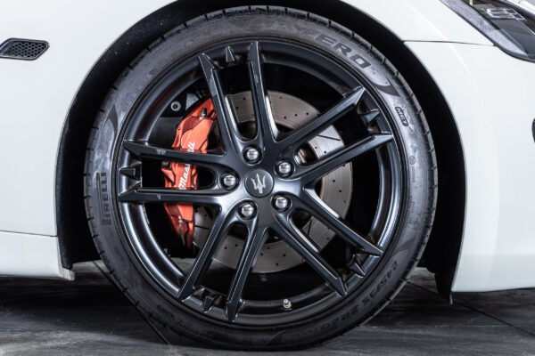 グラントゥーリズモ スポーツMC Autoシフト左H