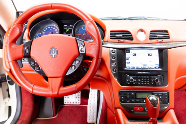 グラントゥーリズモ スポーツMC Autoシフト左H