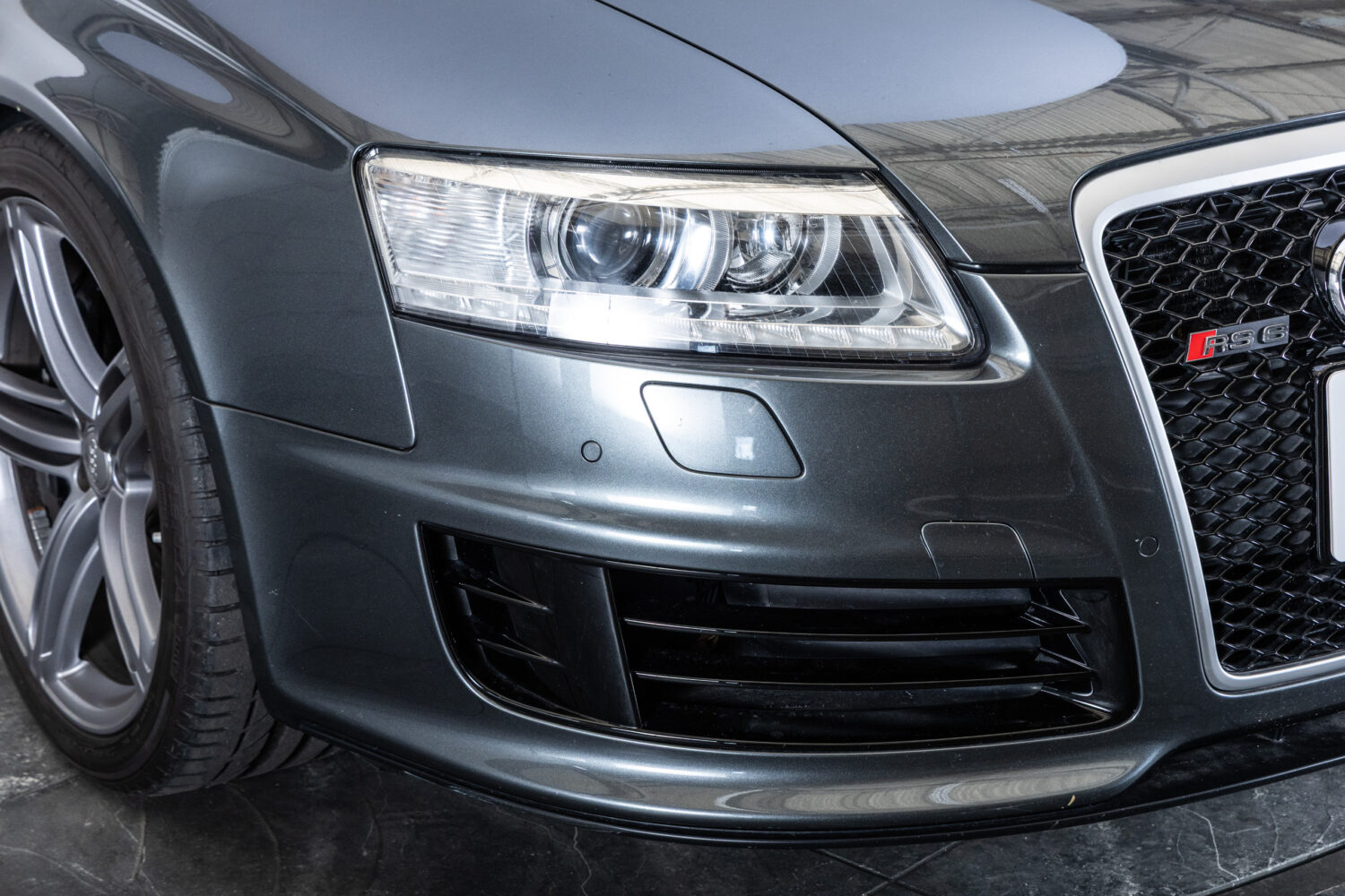 RS6アバント 4WD 左H