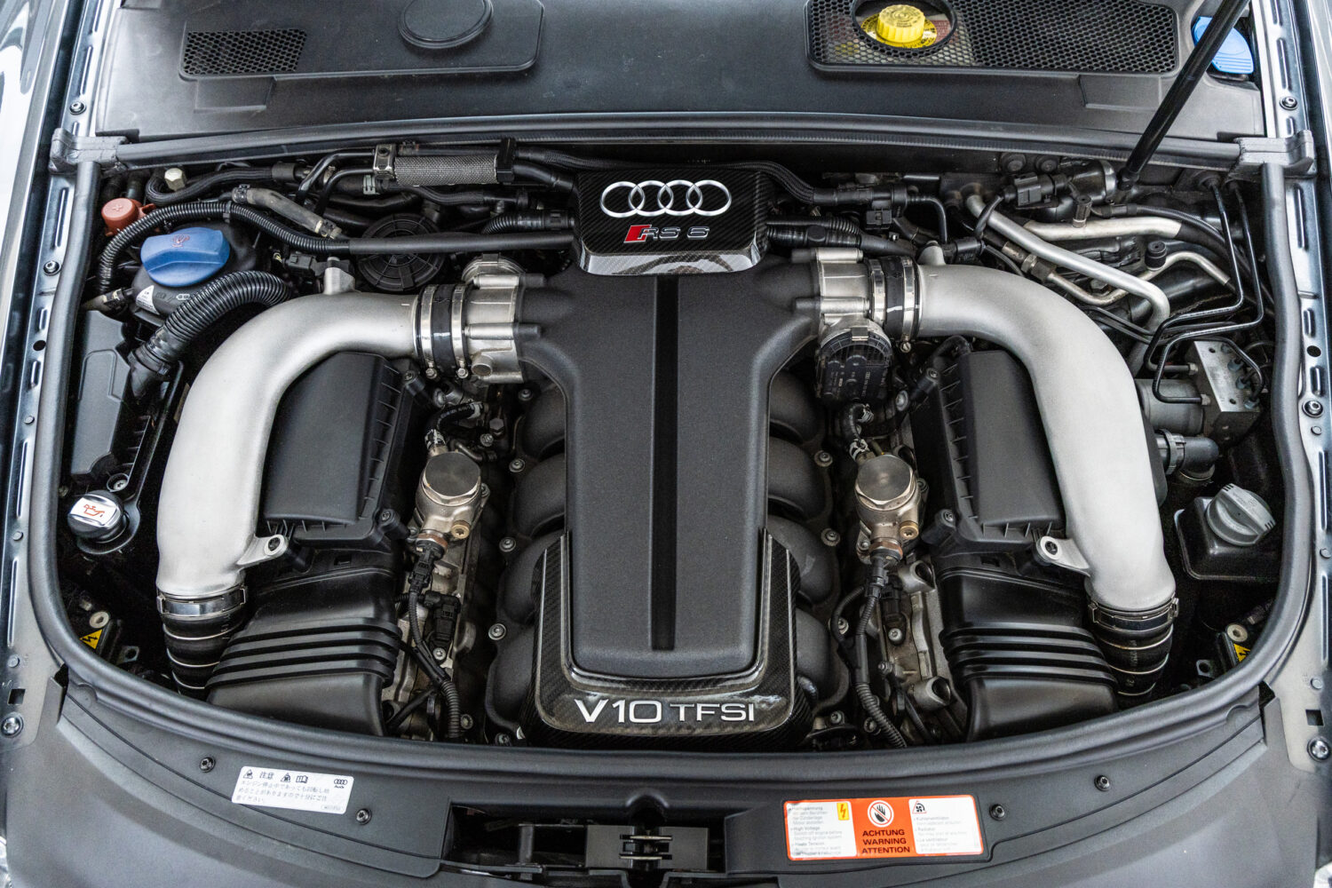 RS6アバント 4WD 左H